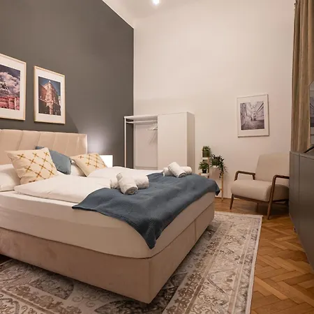 Top 2-Room Apartment In A 1St District Of Viena Exterior foto