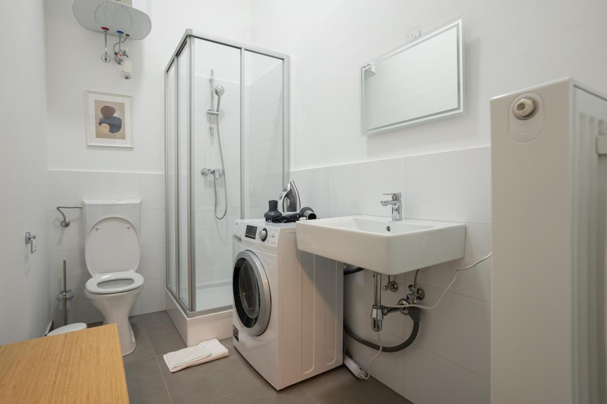 2-room In A 1st District Of Apartamento Viena